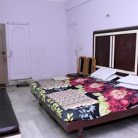 Vandana Hotel Натгдвара Екстер'єр фото